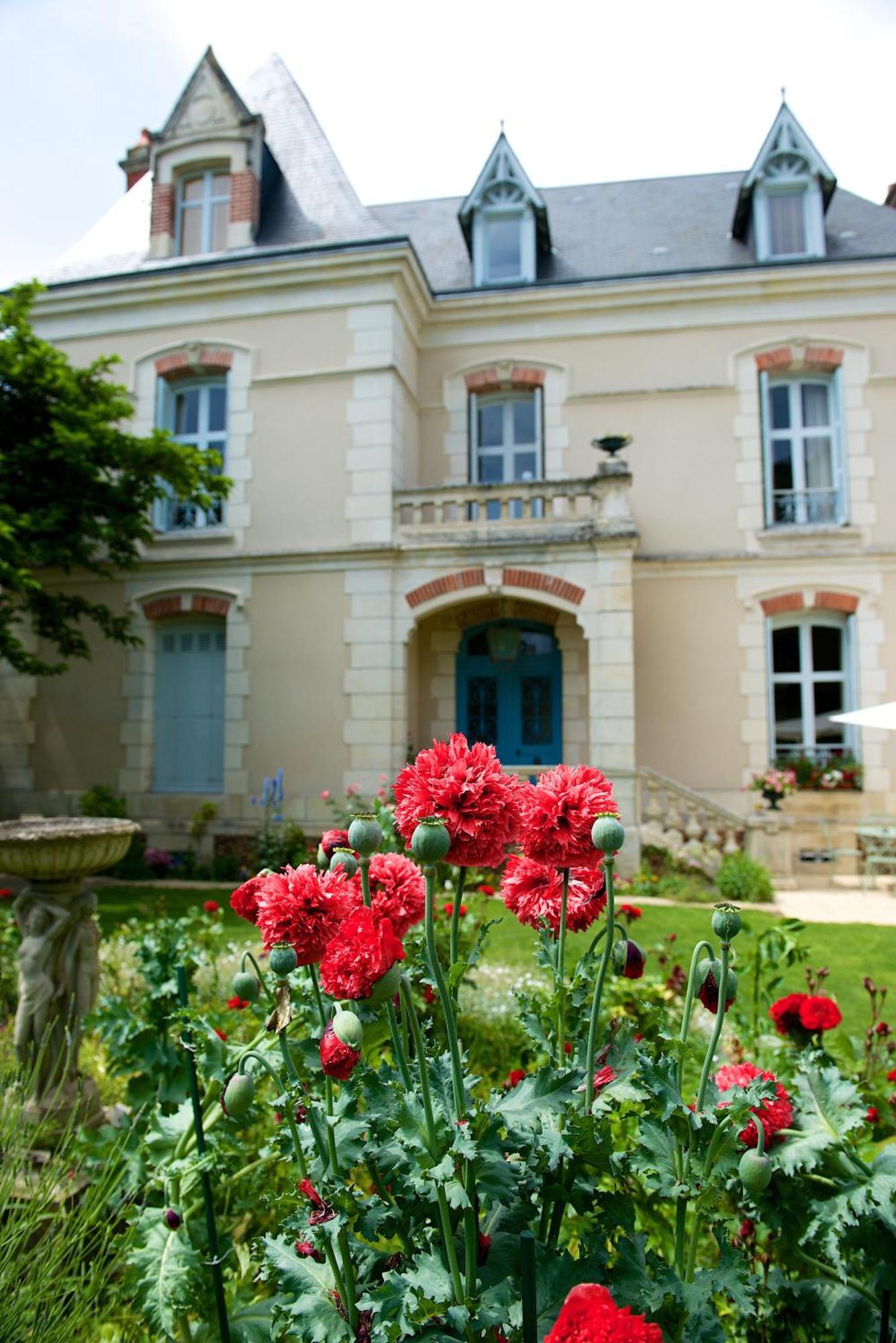拉罗塞莱住宿加早餐旅馆 Neuville-du-Poitou 外观 照片